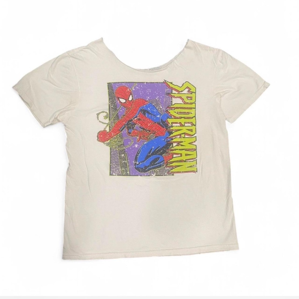 White Spiderman shirt #Spiderman
Neck cut for girllls
Like a L
